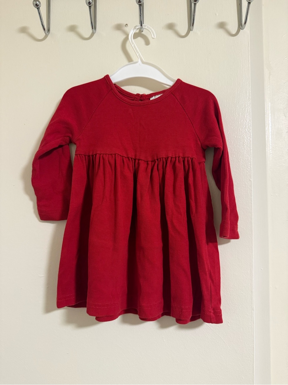 5-Piece Baby Girl Fall/Winter Clothing Bundle - Dresses, Sweaters & Jeans - 9-